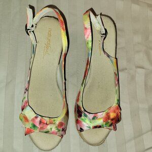 Natural Soul by Naturalizer Brie Floral Print Size 8